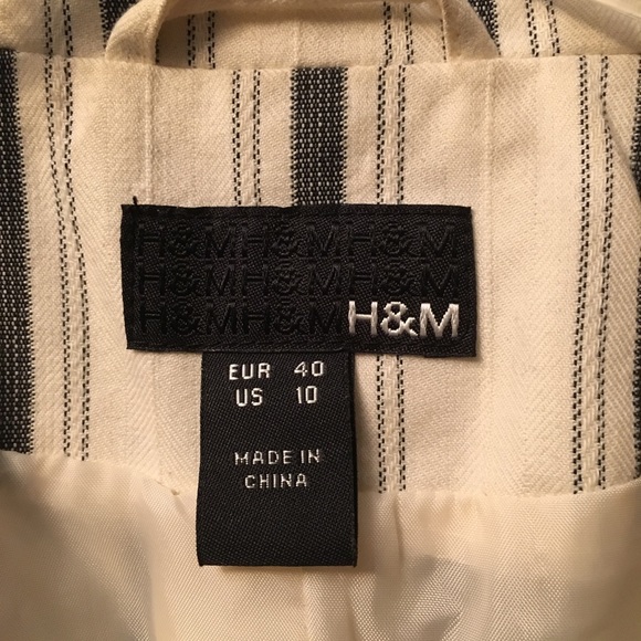 H & M two button blazer - Picture 3 of 3